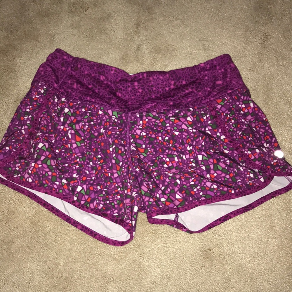 Lululemon shorts with pocket!